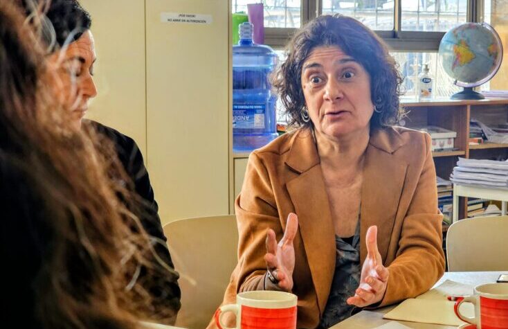 Directora del SLEP Talagante participa de diálogo técnico pedagógico en visita al Liceo República de Grecia